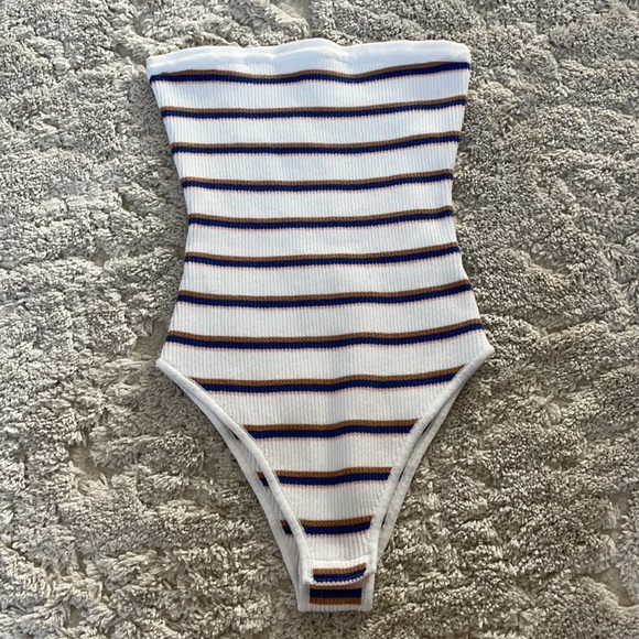 PacSun Ribbed Bodysuit - Picture 3 of 6